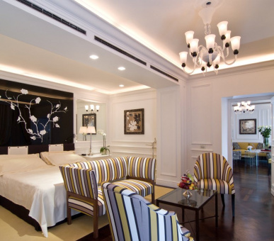 Фото Hotel D'Inghilterra 28