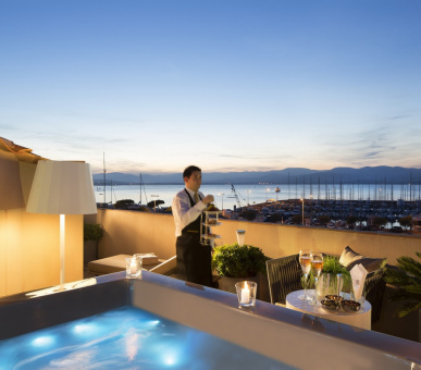 Картинка Hotel de Paris Saint-Tropez 26 Фото Hotel de Paris Saint-Tropez 26