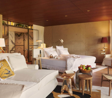 Фото Lily of the Valley Hotel 2