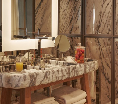 Фото Lily of the Valley Hotel 25