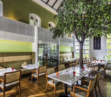 Фото Sofitel Singapore Sentosa Resort 17