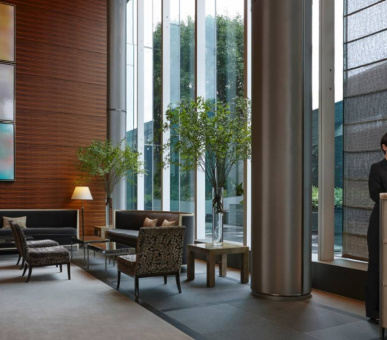Фото Four Seasons Hotel Tokyo at Marunouchi (Япония, Токио) 2