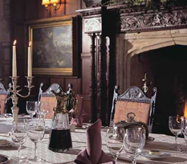 Фото Thornbury Castle (Великобритания, Замки Шотландии) 16