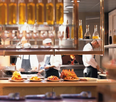 Фото The Grove 16