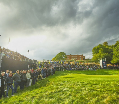 Фото The Grove 33