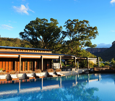 Фото Emirates One 92