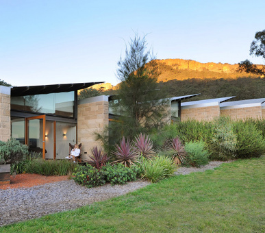 Фото Emirates One 93