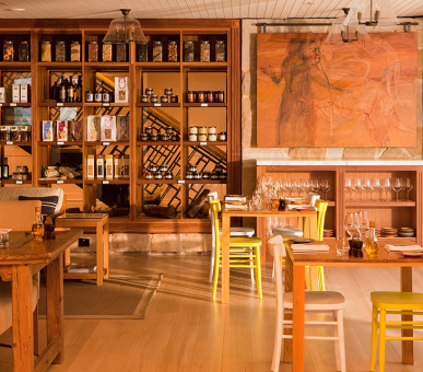 Фото Emirates One 75