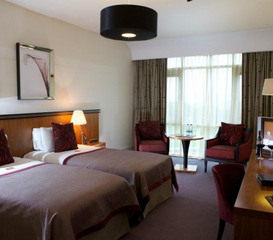 Фото Fota Island Golf Resort 7