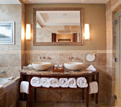 Фото Fota Island Golf Resort 6