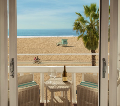 Картинка Shutters on the Beach 3 Фото Shutters on the Beach 3