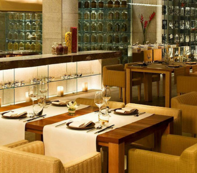 Фото Four Seasons Hotel Mumbai (Индия, Мумбай (Бомбей)) 17