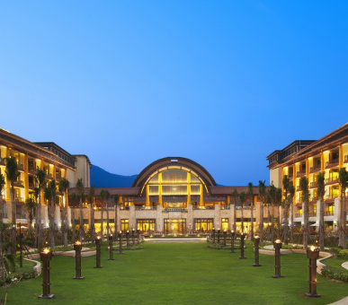 Фото The St. Regis Sanya Yalong Bay Resort (Китай, Хайнань) 10