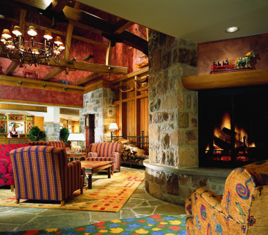 Картинка Fairmont Tremblant (Канада, Горы Лаврентия, штат Квебек) 15 Фото Fairmont Tremblant (Канада, Горы Лаврентия, штат Квебек) 15