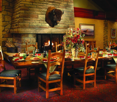 Картинка The Fairmont Jasper Park Lodge (Канада, Яспер, штат Альберта) 37 Фото The Fairmont Jasper Park Lodge (Канада, Яспер, штат Альберта) 37