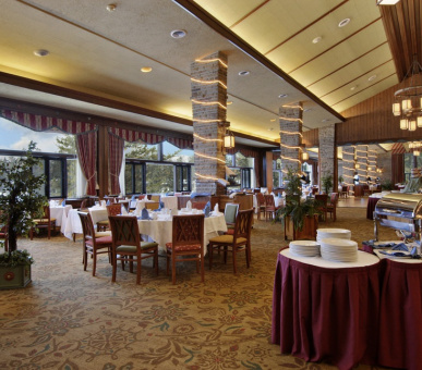 Картинка The Fairmont Jasper Park Lodge (Канада, Яспер, штат Альберта) 41 Фото The Fairmont Jasper Park Lodge (Канада, Яспер, штат Альберта) 41