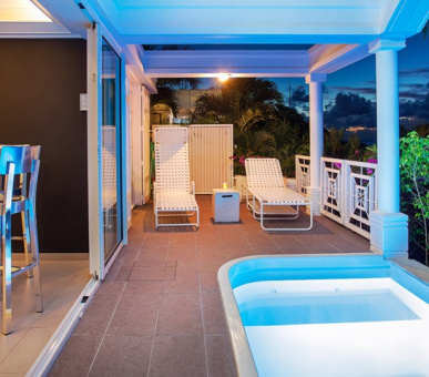 Фото Carl Gustaf (, Сен-Бартельми) 35