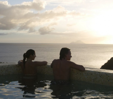 Фото Carl Gustaf (, Сен-Бартельми) 33