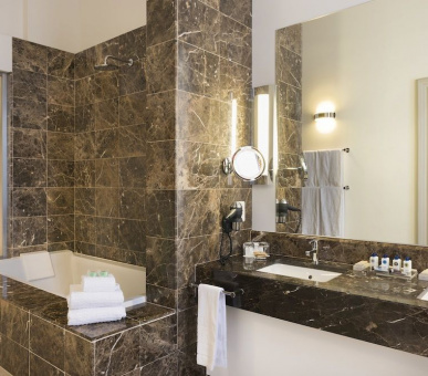 Картинка Dukes' Palace Bruges (Бельгия, Брюгге) 21 Фото Dukes' Palace Bruges (Бельгия, Брюгге) 21