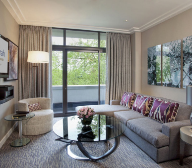 Фото Jumeirah Carlton Tower 14