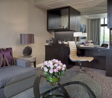 Фото Jumeirah Carlton Tower 16