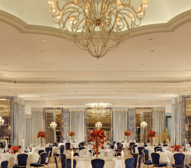 Фото The Dorchester 45