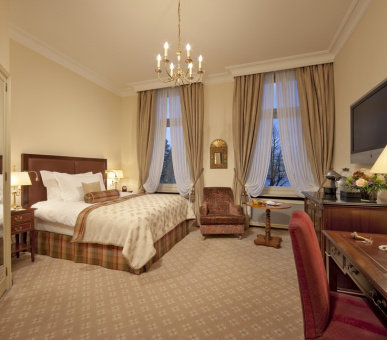 Картинка Fairmont Hotel Vier Jahreszeiten (Германия, Гамбург) 17 Фото Fairmont Hotel Vier Jahreszeiten (Германия, Гамбург) 17