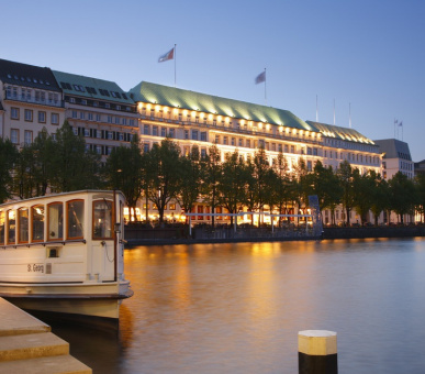 Картинка Fairmont Hotel Vier Jahreszeiten (Германия, Гамбург) 6 Фото Fairmont Hotel Vier Jahreszeiten (Германия, Гамбург) 6