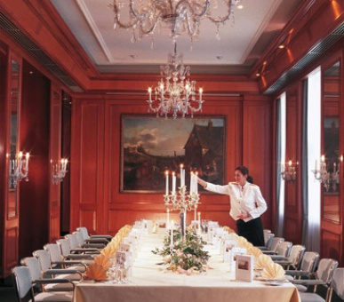 Фото Steigenberger Parkhotel 2