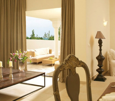 Фото Grecotel Mandola Rosa Suites  18