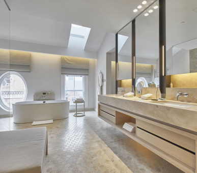 Картинка Como The Treasury 7 Фото Como The Treasury 7