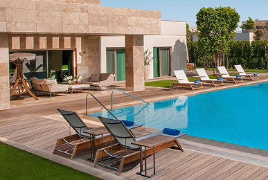 Розміщення у готелях класу люкс