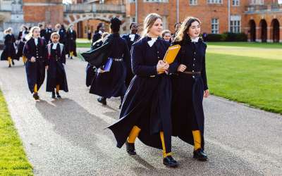 Инструкция по выбору летних школ