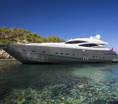 Яхта Tiger Lily of London